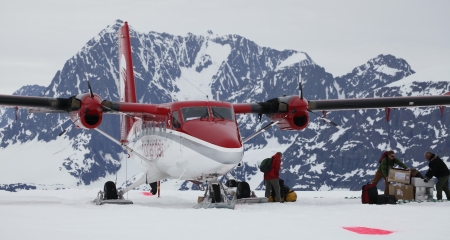 Twin Otter on wheel skis